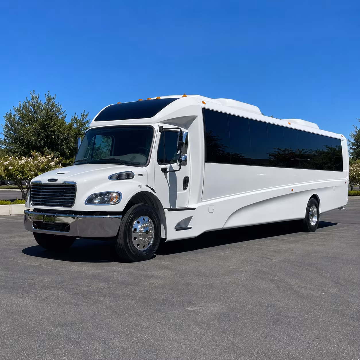 arlington 30 passenger minibus