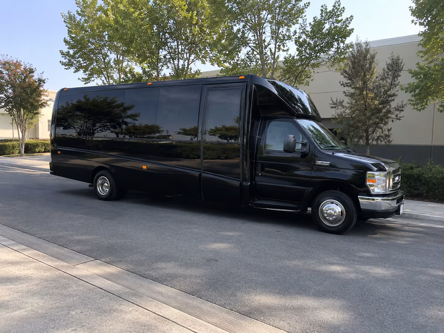 baseball game buses to globe life field