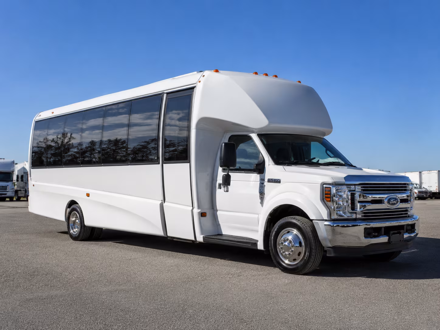 minibus and charter bus rentals for corporate sports groups and suites